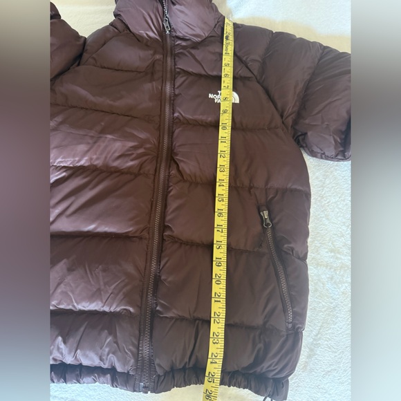 The North Face Chocolate Puffer Jacket - Picture 10 of 10